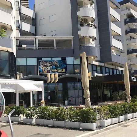Lungomare Daire Avlonya